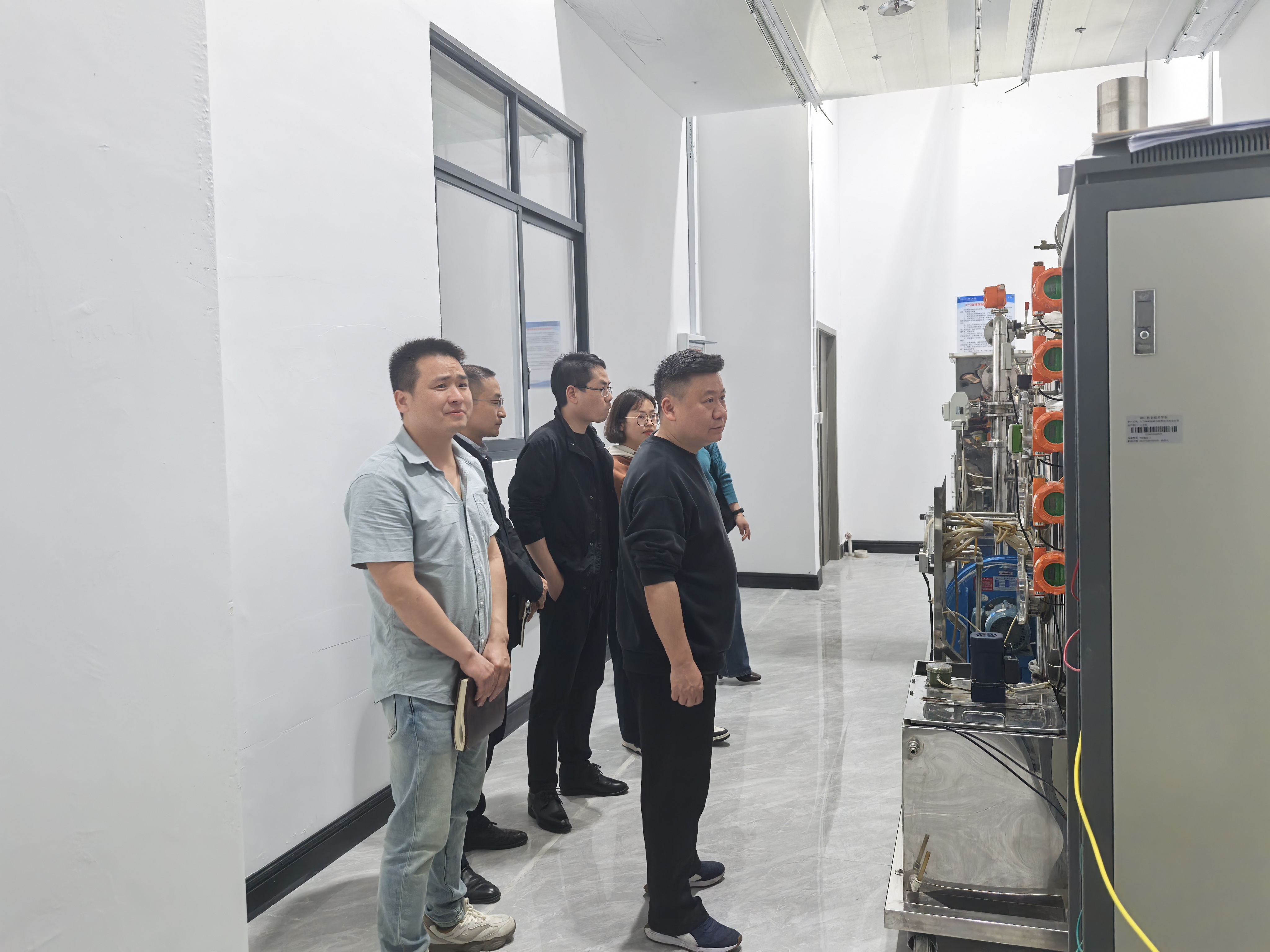 能矿锰业赴铜仁职院开展产学研交流